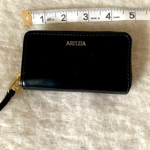 Aritzia Coin wallet/card holder with gold zipper